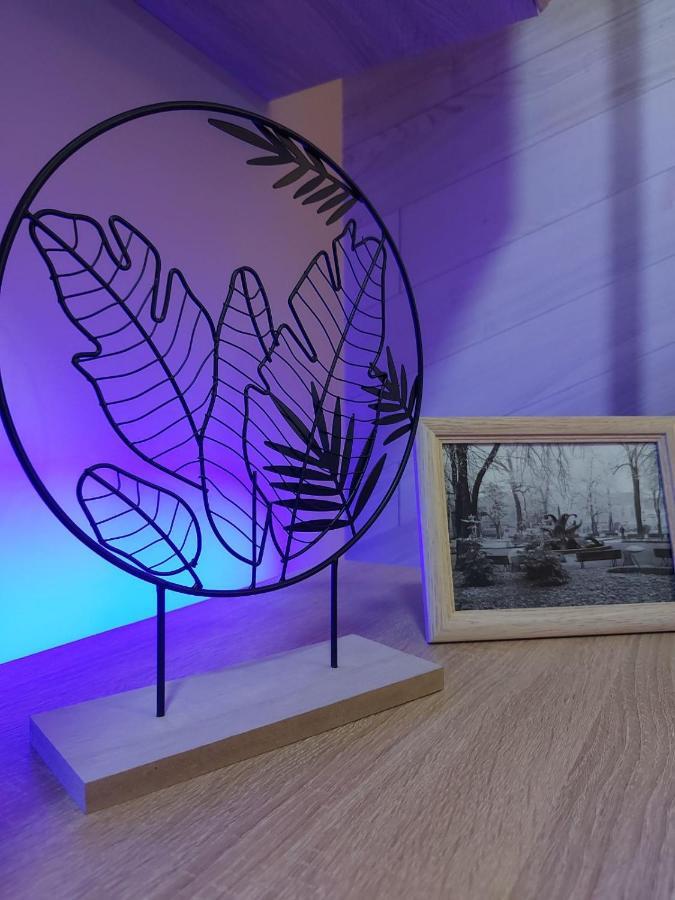 Apartman Espresso Sa Parkingom Sremska Mitrovica Exteriör bild